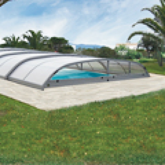 ABRIWELL : la gamme Exclusive  d’abris de piscine en kit d'AstralPool