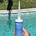 La colle-joint PROFLEX, outil indispensable des pisciniers