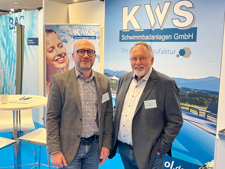 Klaus Schr&ouml;rs (rechts) mit seinem Schwiegersohn Torben Jungbauer auf den bsw-Infotagen 2025