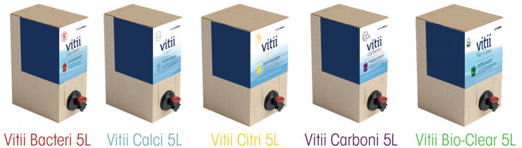 Les consommables biominéraux 100 % naturels, pour traiter la piscine du système Vitii.