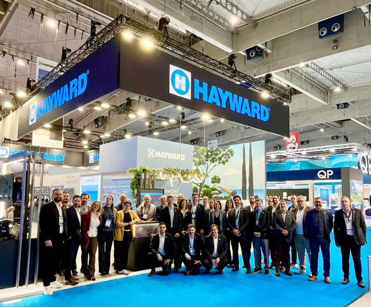 Equipe Hayward Piscina 2025