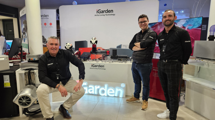 iGarden à Techo Piscine 2025