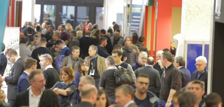 crowd at forumpiscine 2019 bologna italy