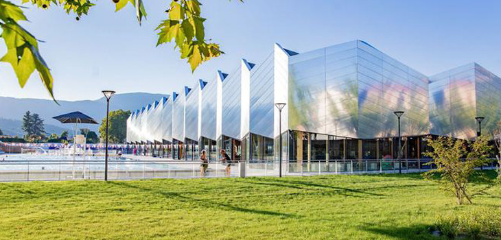 Piscine aqualudique du Stade de Chamb&eacute;ry (73)
