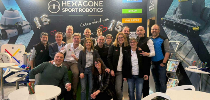 Il team di Hexagone Italia ha festeggiato i suoi 15 anni a ForumPiscine