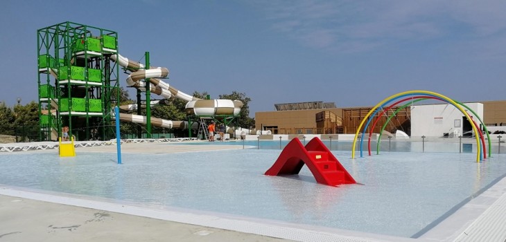 piscine et aire de jeux aquatiques hotellerie de plein air bureau etudes technic conseils