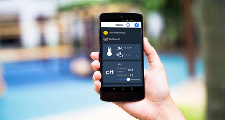 application Orpheo sur smartphone pour gerer l'eau de sa piscine