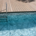 ¡La ilusión perfecta de una piscina de mármol!