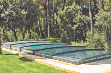 Abrisud, a range of French-made pool enclosures