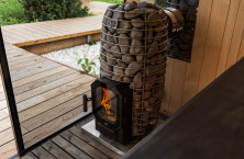 HIVE Flow wood-burning stove by HUUM : innovative design and sustainable performance for sauna