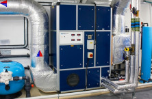 &Ouml;koSchwimm: the hybrid, smart, eco-friendly pool dehumidifier 