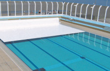 Les volets de sécurité piscine Abriblue pour les grands bassins