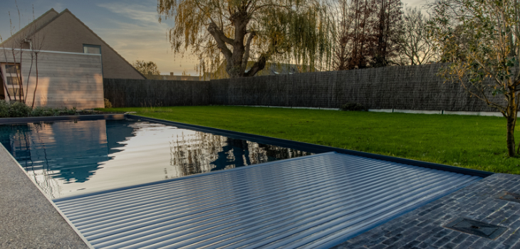 submerged cover of Pool Cover Systems