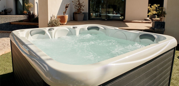 Spa Holl's disponible chez Poolstar