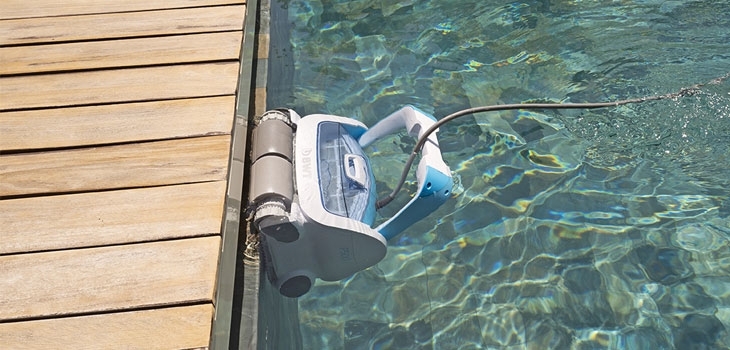 robots,cleaners,cleaning,swimming,pools,electrics,bwt,procopi,aquatron,keepintouch