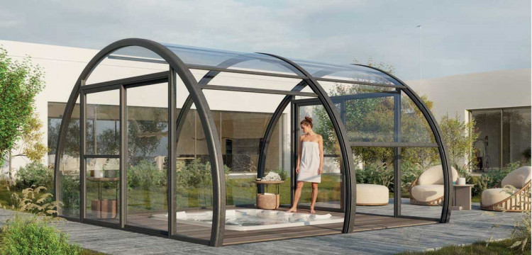 Vision abritant une mini piscine